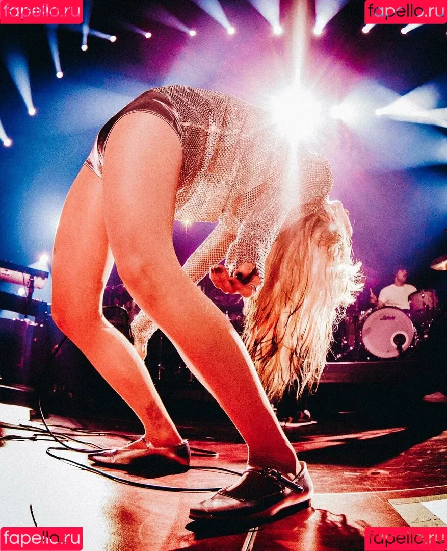 Hayley Williams Onlyfans Photo Gallery 