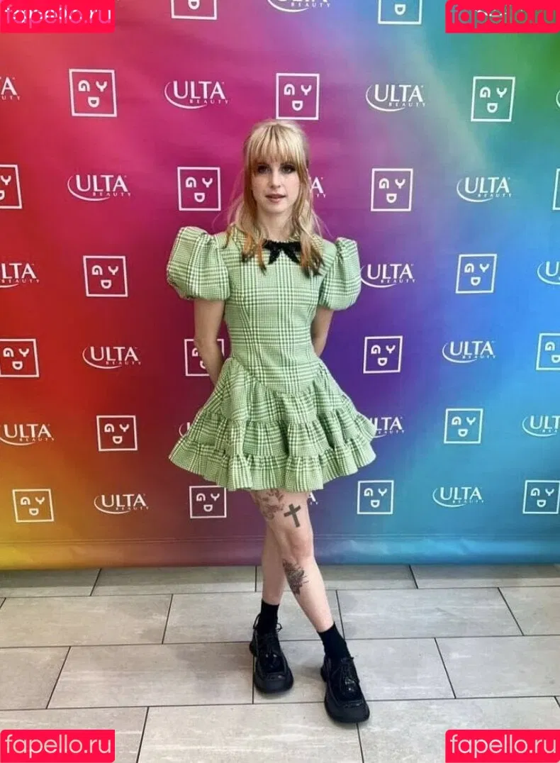 Hayley Williams Onlyfans Photo Gallery 