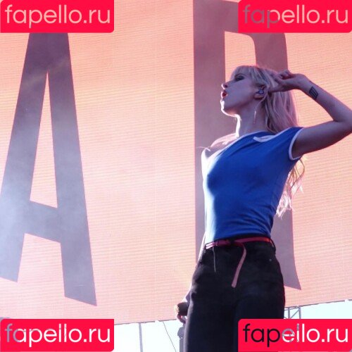 Hayley Williams Onlyfans Photo Gallery 