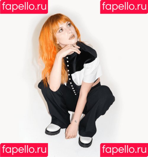 Hayley Williams Onlyfans Photo Gallery 