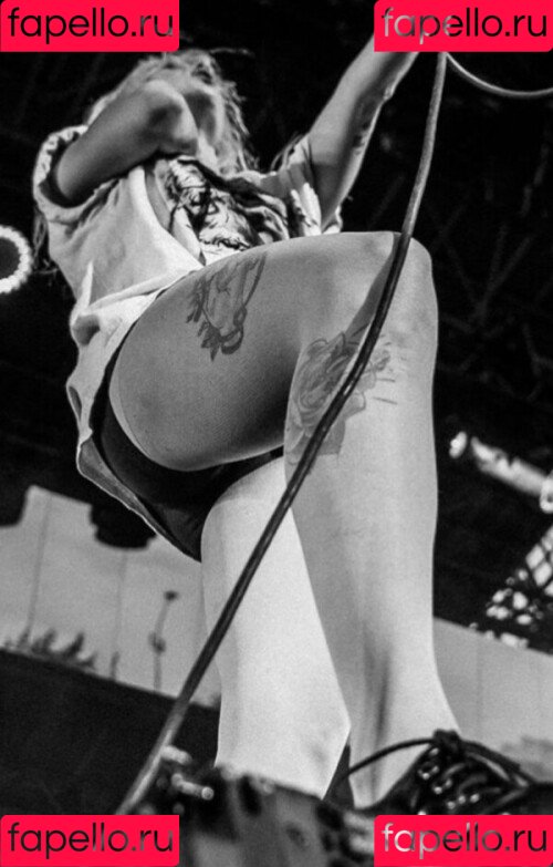 Hayley Williams Onlyfans Photo Gallery 