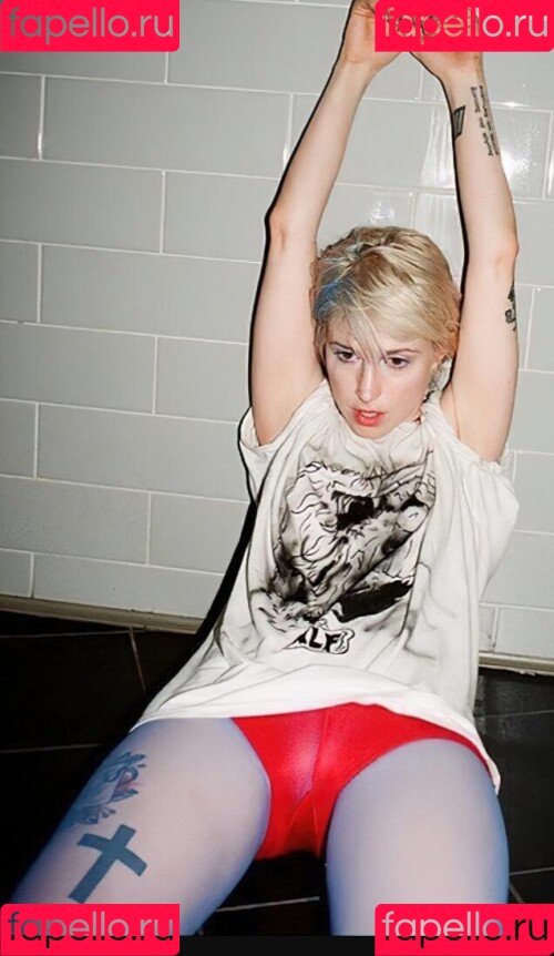 Hayley Williams Onlyfans Photo Gallery 
