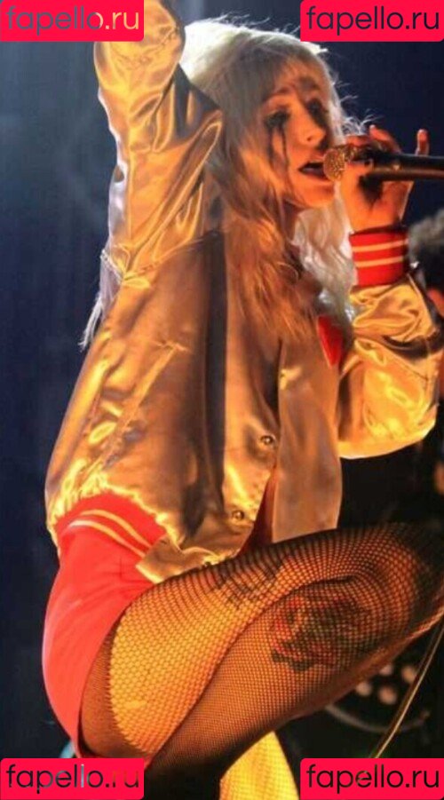 Hayley Williams Onlyfans Photo Gallery 