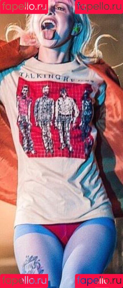 Hayley Williams Onlyfans Photo Gallery 