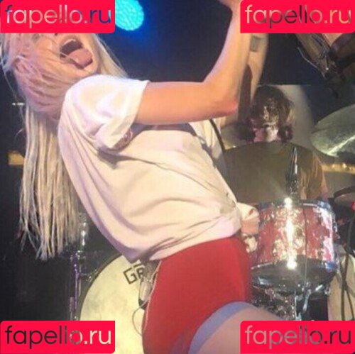 Hayley Williams Onlyfans Photo Gallery 