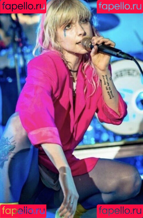 Hayley Williams Onlyfans Photo Gallery 