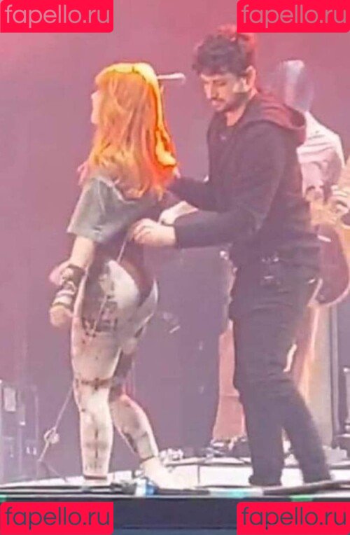 Hayley Williams Onlyfans Photo Gallery 