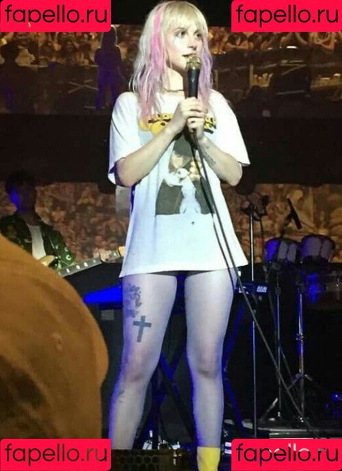 Hayley Williams Onlyfans Photo Gallery 