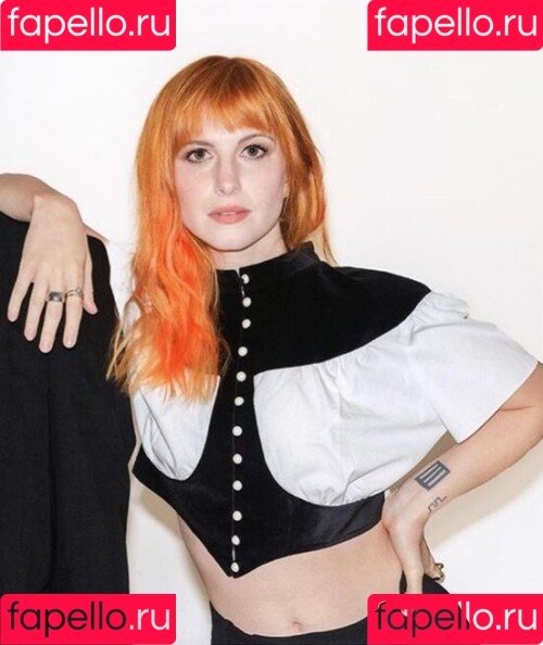 Hayley Williams Onlyfans Photo Gallery 