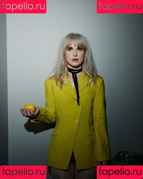 Hayley Williams Onlyfans Photo Gallery 