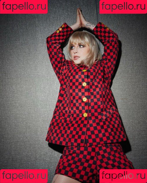 Hayley Williams Onlyfans Photo Gallery 