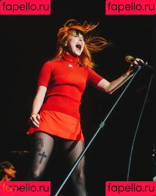 Hayley Williams Onlyfans Photo Gallery 