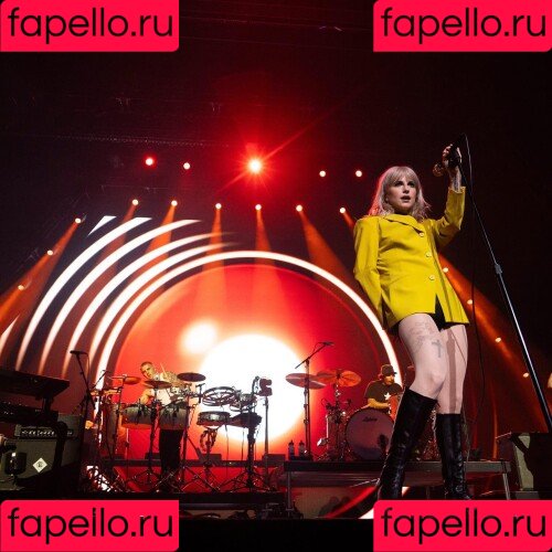 Hayley Williams Onlyfans Photo Gallery 