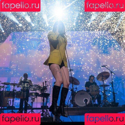 Hayley Williams Onlyfans Photo Gallery 