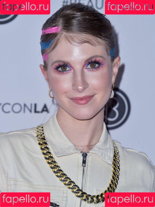 Hayley Williams Onlyfans Photo Gallery 