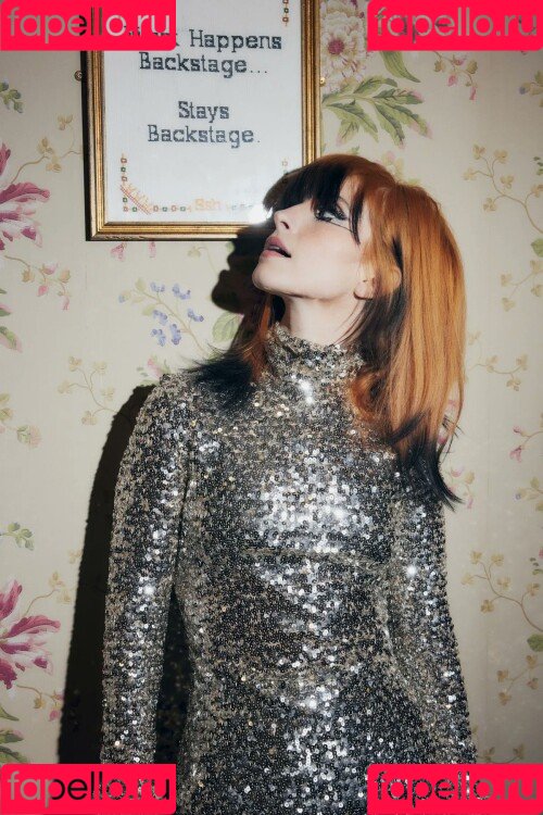 Hayley Williams Onlyfans Photo Gallery 