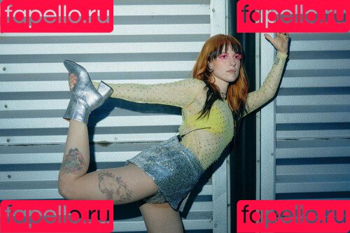 Hayley Williams Onlyfans Photo Gallery 
