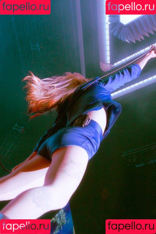 Hayley Williams Onlyfans Photo Gallery 