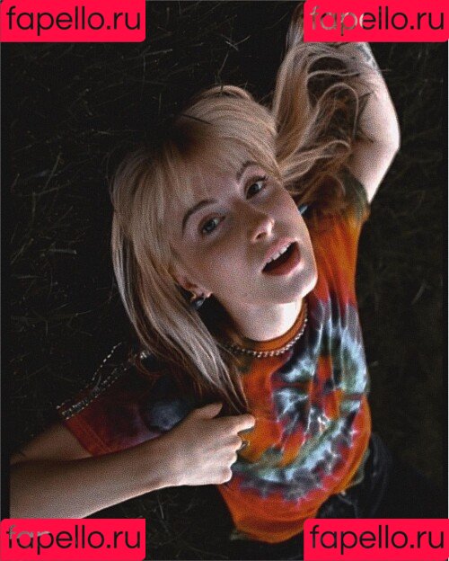 Hayley Williams Onlyfans Photo Gallery 