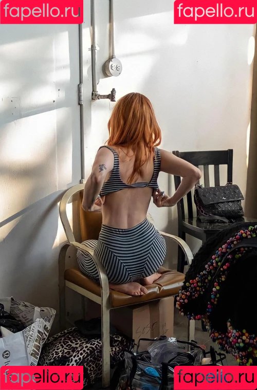 Hayley Williams Onlyfans Photo Gallery 
