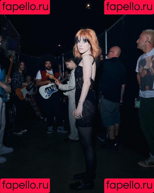 Hayley Williams Onlyfans Photo Gallery 