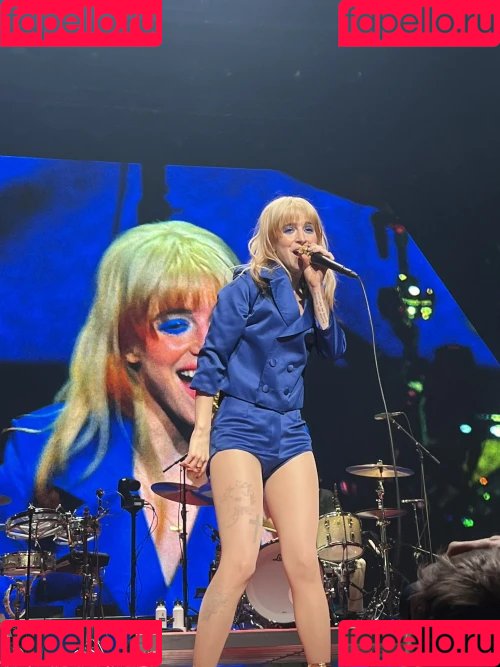 Hayley Williams Onlyfans Photo Gallery 