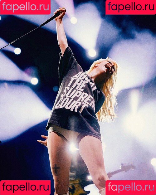 Hayley Williams Onlyfans Photo Gallery 