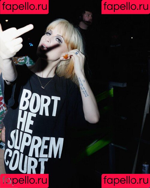 Hayley Williams Onlyfans Photo Gallery 