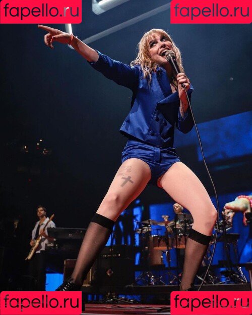 Hayley Williams Onlyfans Photo Gallery 