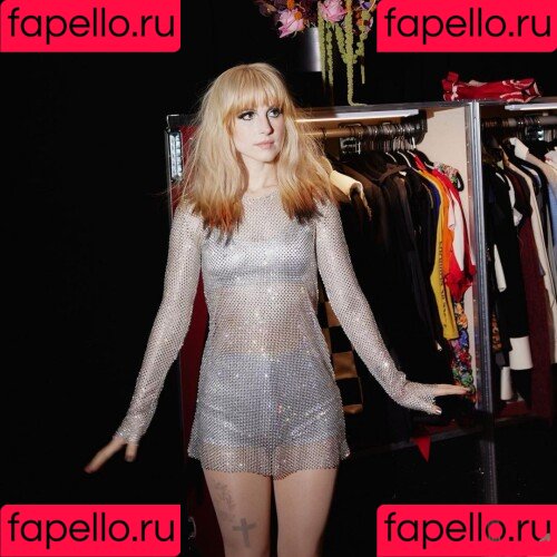 Hayley Williams Onlyfans Photo Gallery 