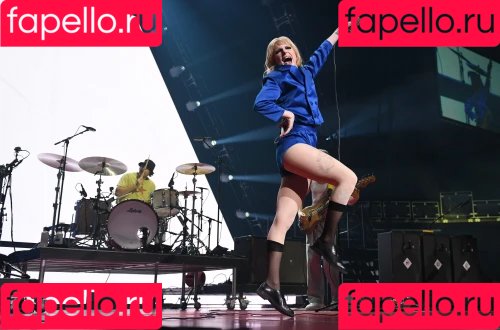 Hayley Williams Onlyfans Photo Gallery 