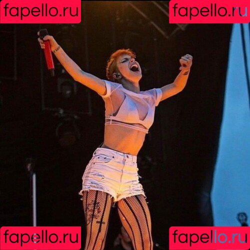 Hayley Williams Onlyfans Photo Gallery 
