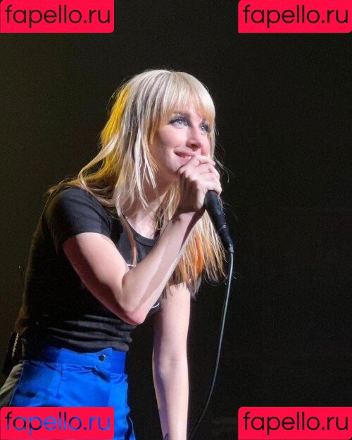 Hayley Williams Onlyfans Photo Gallery 