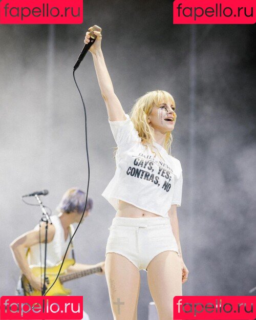 Hayley Williams Onlyfans Photo Gallery 