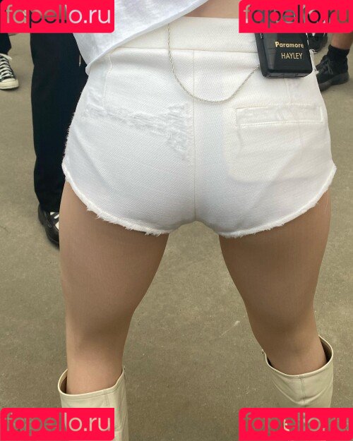 Hayley Williams Onlyfans Photo Gallery 