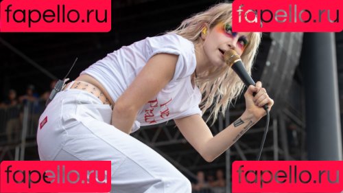 Hayley Williams Onlyfans Photo Gallery 