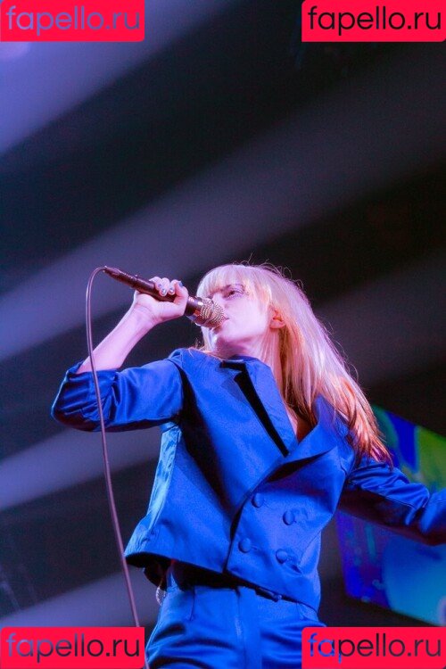 Hayley Williams Onlyfans Photo Gallery 