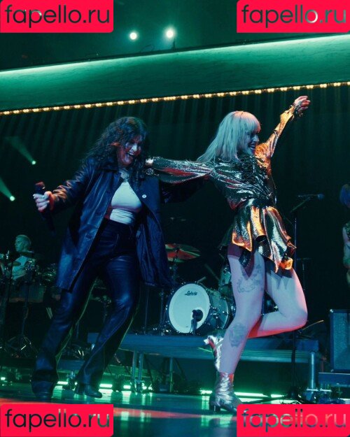 Hayley Williams Onlyfans Photo Gallery 