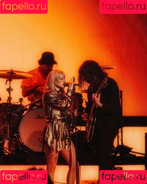 Hayley Williams Onlyfans Photo Gallery 