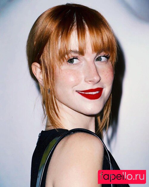 Hayley Williams Nude Onlyfans Photo 44