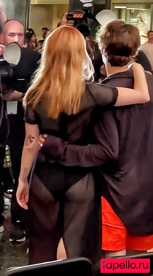 Hayley Williams Nude Onlyfans Photo 32