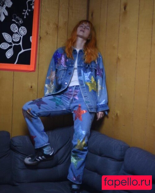 Hayley Williams Nude Onlyfans Photo 27