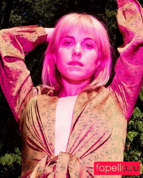 Hayley Williams Nude Onlyfans Photo 4