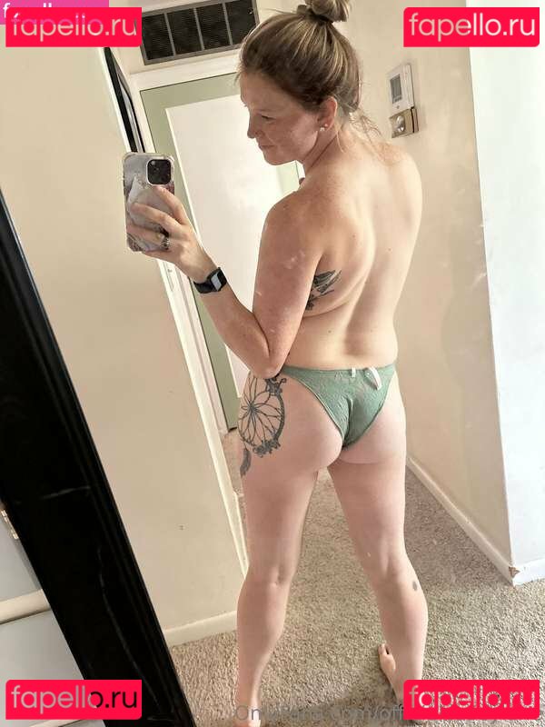 Casey Lane / caseylane96 / officialcaseylane Onlyfans Photo Gallery 