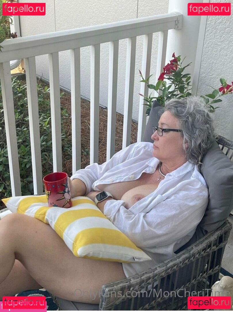 Moncheritime / moncheri.worldwide Onlyfans Photo Gallery 