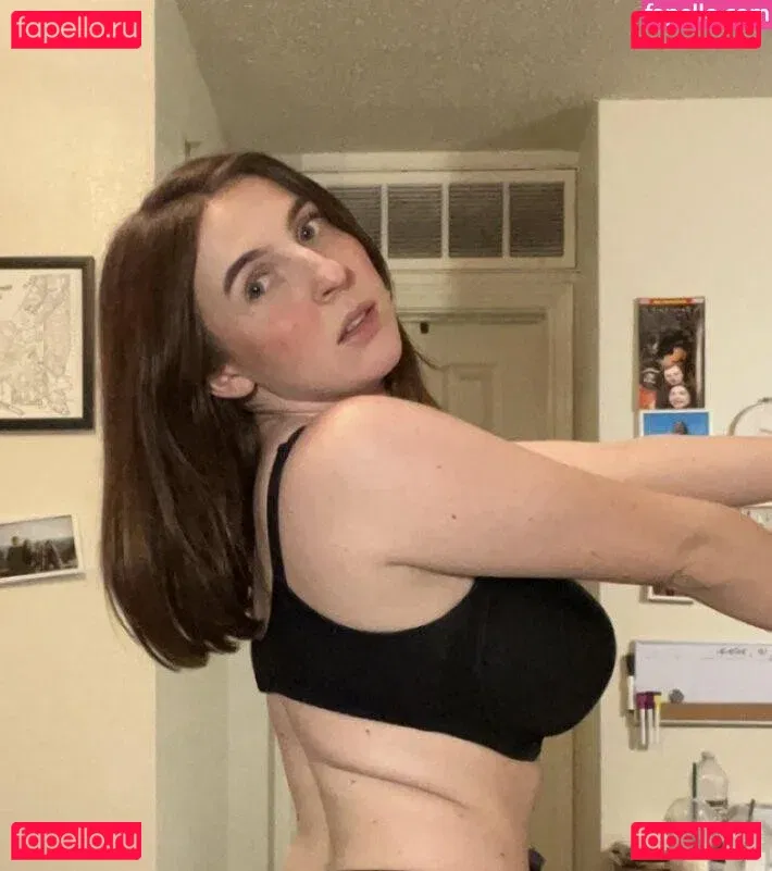 mochimio Onlyfans Photo Gallery 