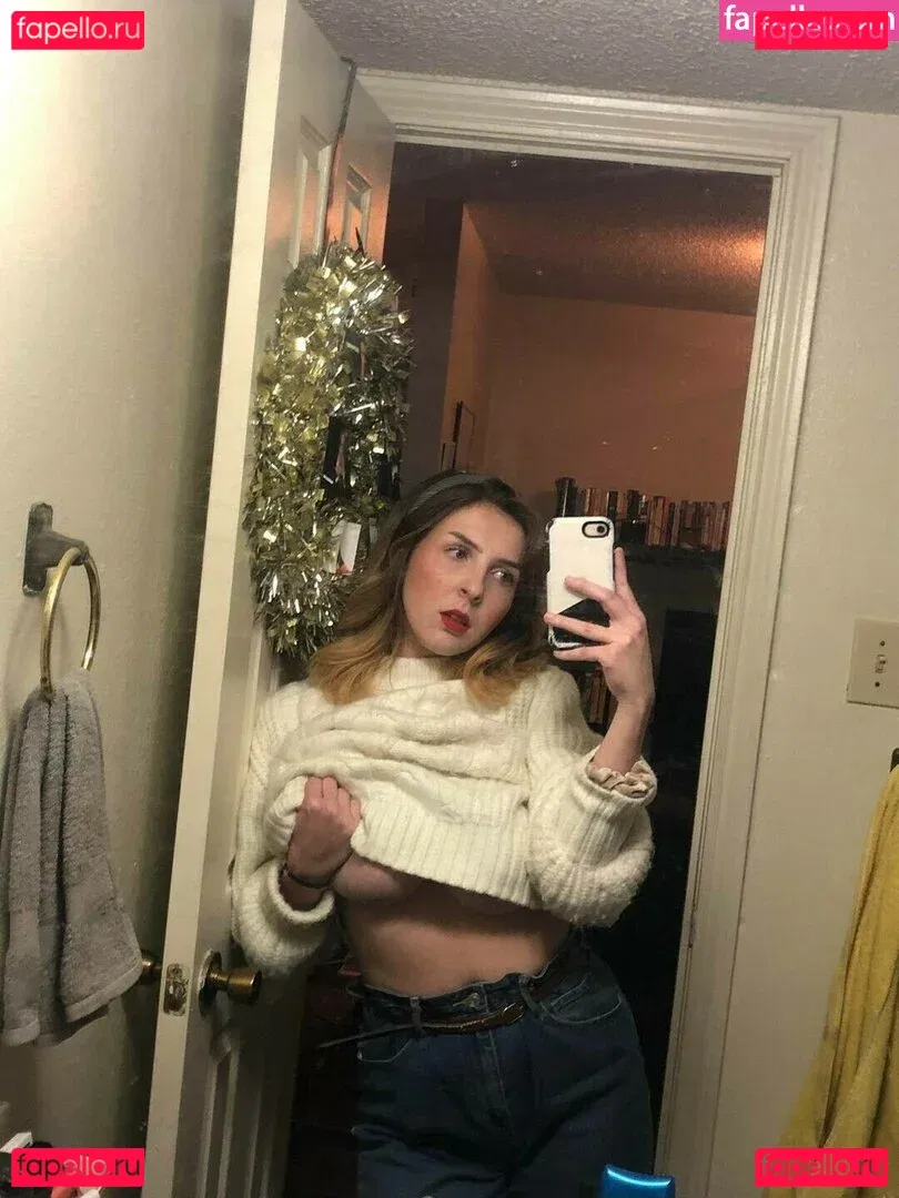 mochimio Onlyfans Photo Gallery 