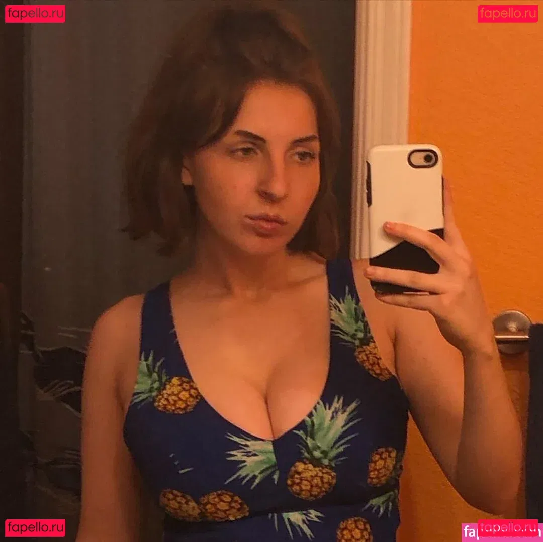 mochimio Onlyfans Photo Gallery 