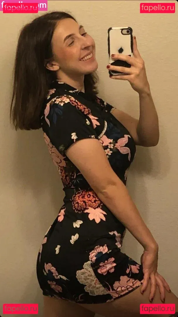 mochimio Onlyfans Photo Gallery 