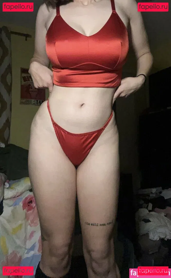 mochimio Onlyfans Photo Gallery 